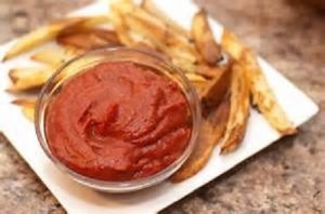 healthyl ketchup with baked fries